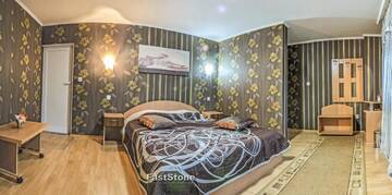 Фото номера Трехместный номер Отель Discret Hotel &amp; SPA г. Владая 4