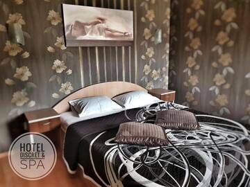 Фото номера Номер с кроватью размера «king-size» Отель Discret Hotel &amp; SPA г. Владая 3